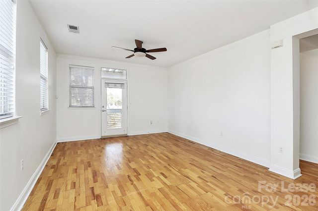 558 Oakland Avenue, Charlotte, NC 28204