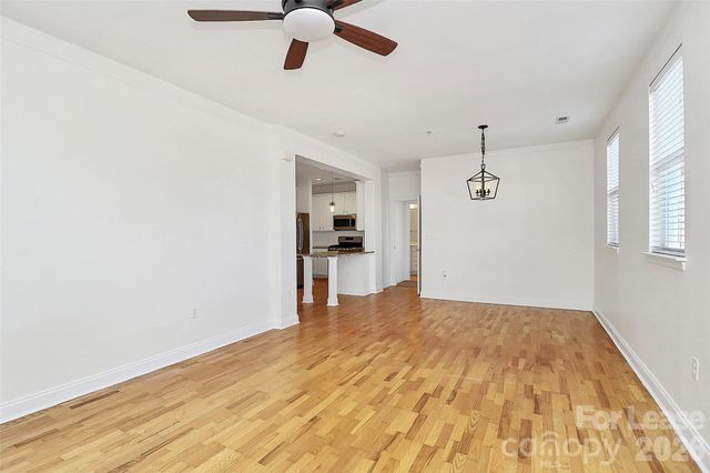 558 Oakland Avenue, Charlotte, NC 28204