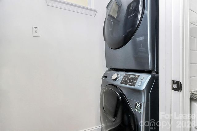 558 Oakland Avenue, Charlotte, NC 28204