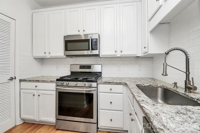 558 Oakland Avenue, Charlotte, NC 28204