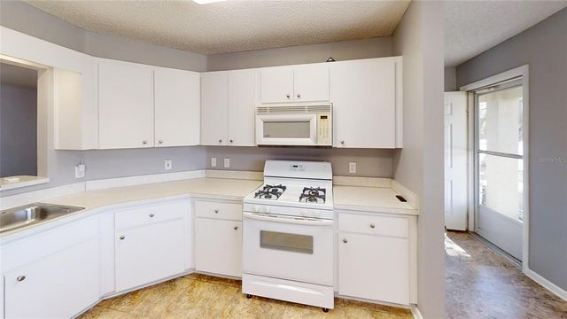 9771 SW 97TH LANE, Ocala, FL 34481