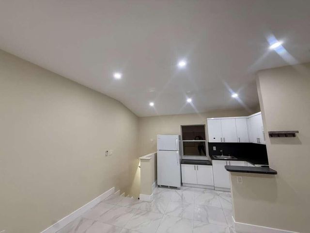 3373 SW 7th Street, Miami, FL 33135