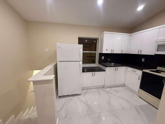 3373 SW 7th Street, Miami, FL 33135