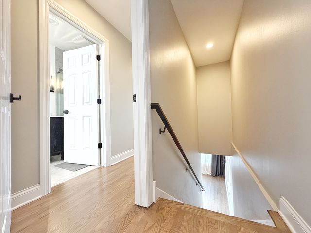 2427 W Grenshaw Street 2, Chicago, IL 60612