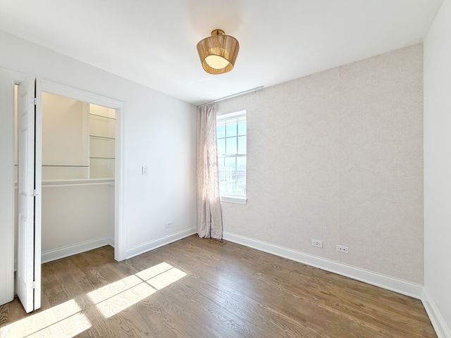 2427 W Grenshaw Street 2, Chicago, IL 60612