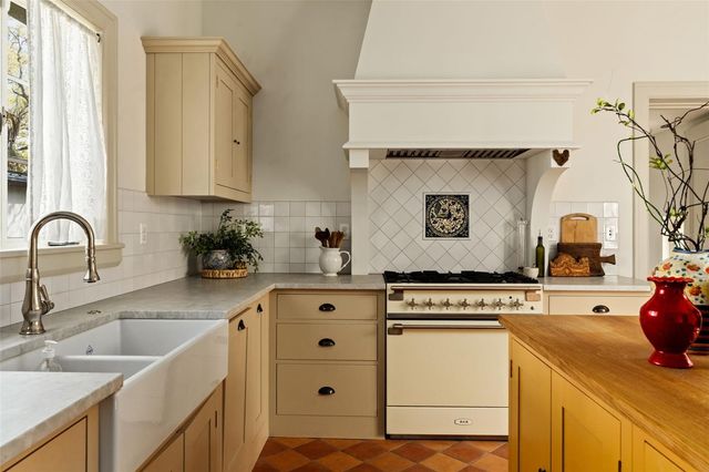 403 JASMINE WAY, Clearwater, FL 33756