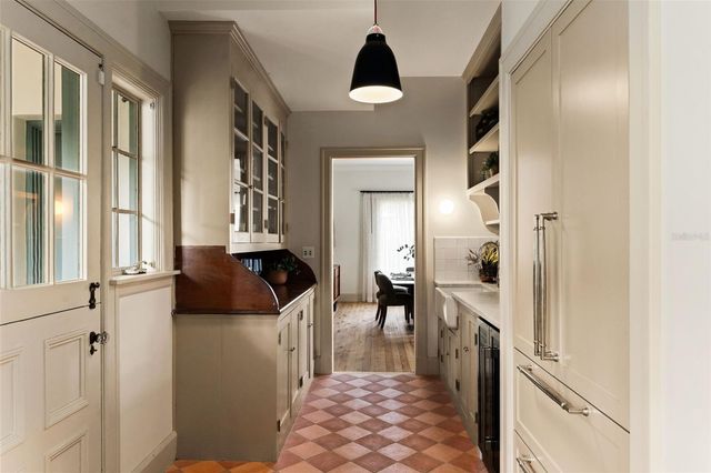 403 JASMINE WAY, Clearwater, FL 33756