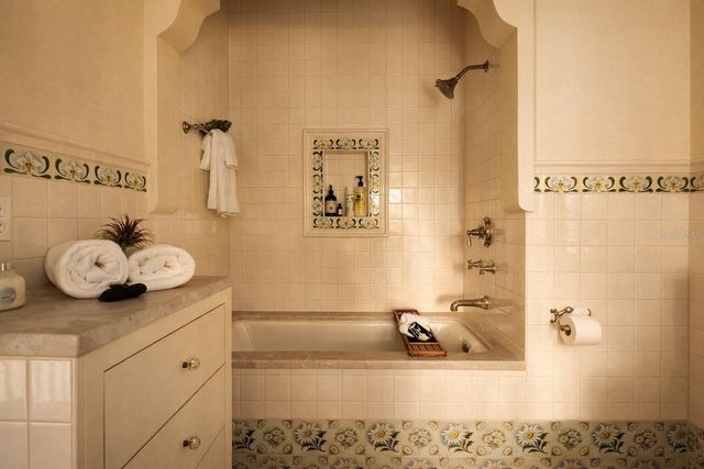 403 JASMINE WAY, Clearwater, FL 33756