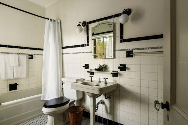 403 JASMINE WAY, Clearwater, FL 33756