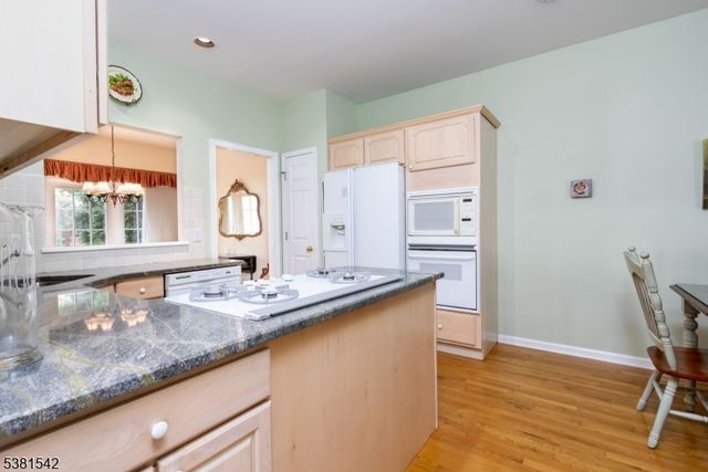 12 Hurlingham Club Road On, Far Hills Boro, NJ 07931