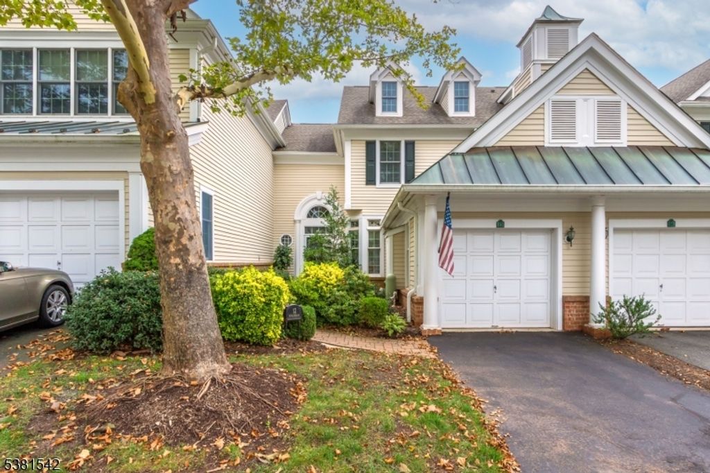 12 Hurlingham Club Road On, Far Hills Boro, NJ 07931