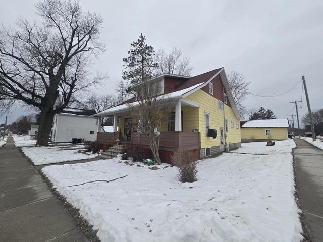 1035 Academy Street, Elroy, WI 53929