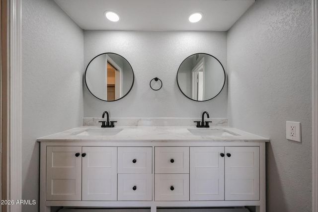 3951 E Waltann Lane, Phoenix, AZ 85032