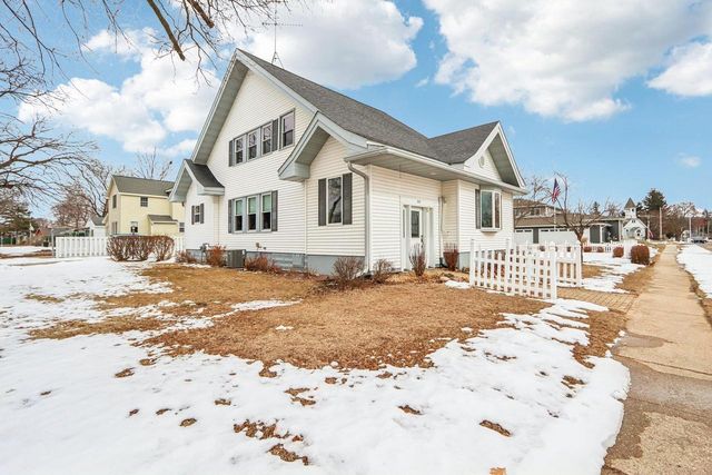 513 Polk Street, Sauk City, WI 53583