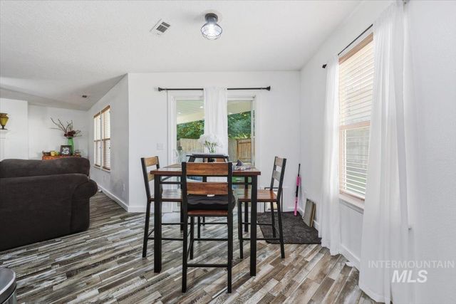 9165 W Alderberry Dr, Boise, ID 83709
