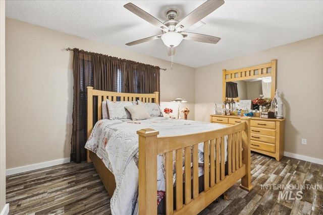 9165 W Alderberry Dr, Boise, ID 83709