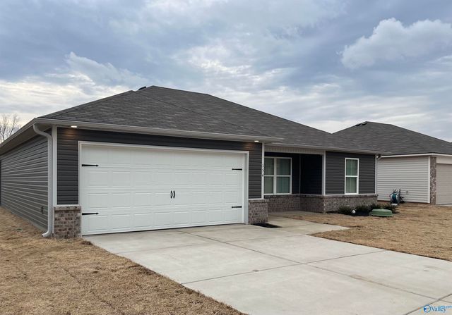 154 Olde Hearth Road, New Market, AL 35761