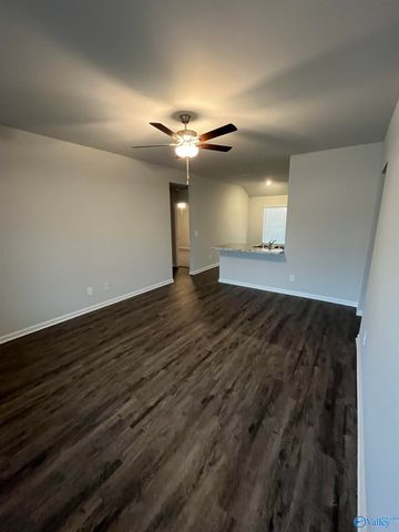 154 Olde Hearth Road, New Market, AL 35761