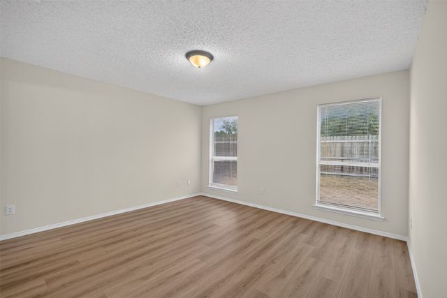 3312 Knoll Trail, Balch Springs, TX 75180