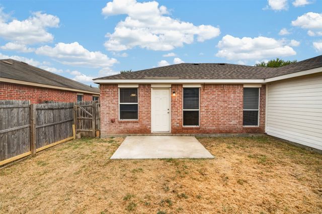 3312 Knoll Trail, Balch Springs, TX 75180