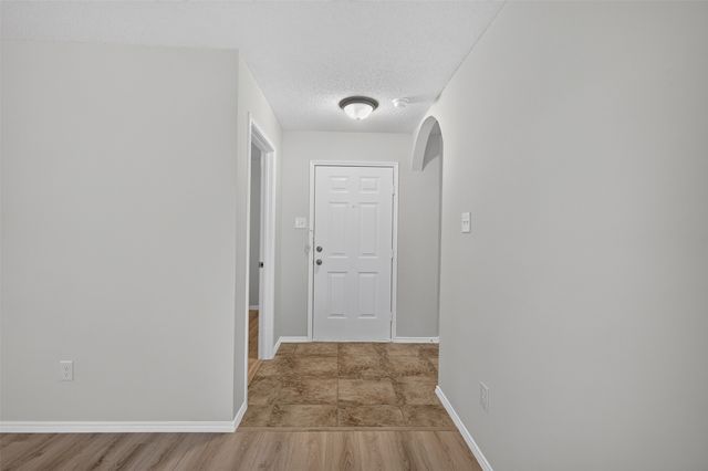 3312 Knoll Trail, Balch Springs, TX 75180