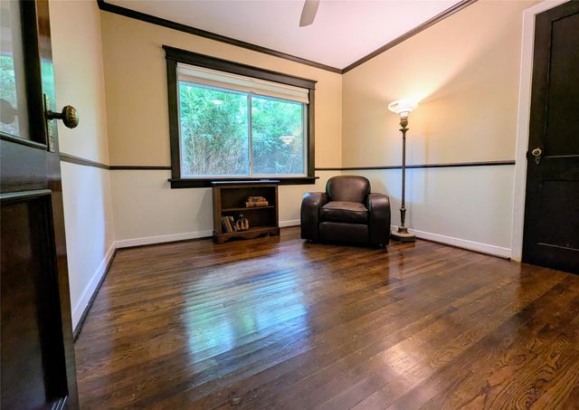 1610 Larkwood DR, Austin, TX 78723