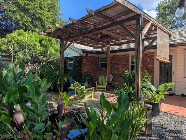 1610 Larkwood DR, Austin, TX 78723