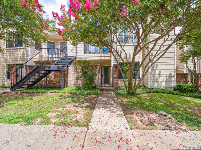 11610 Vance Jackson Rd Apt 413, San Antonio, TX 78230