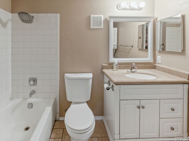 11610 Vance Jackson Rd Apt 413, San Antonio, TX 78230