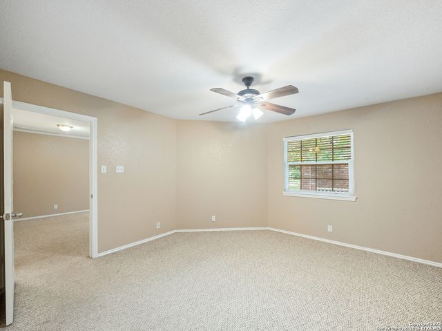 11610 Vance Jackson Rd Apt 413, San Antonio, TX 78230