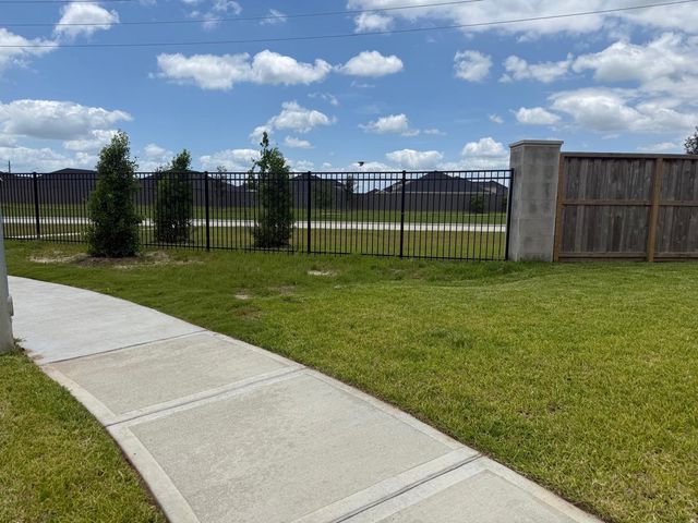 4534 Waving Willow Way, Rosenberg, TX 77469