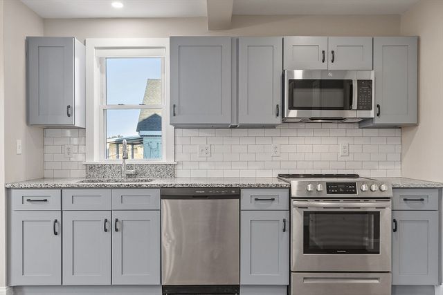 5 Lewis Street, Andover, MA 01810