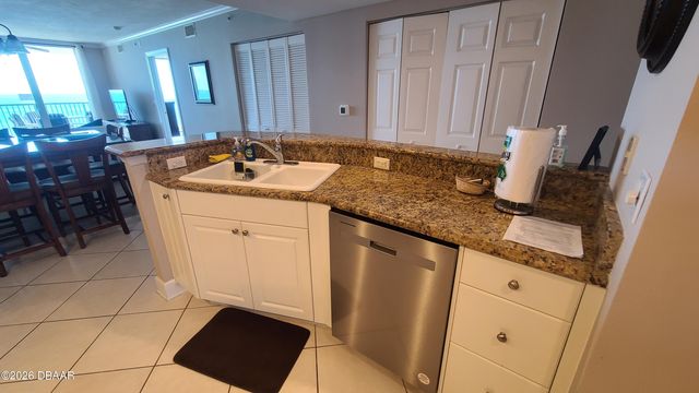 3315 S Atlantic Ave Apt 807, Daytona Beach Shores, FL 32118