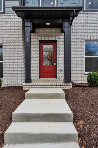 346 Twig PVT Court, Hendersonville, TN 37075