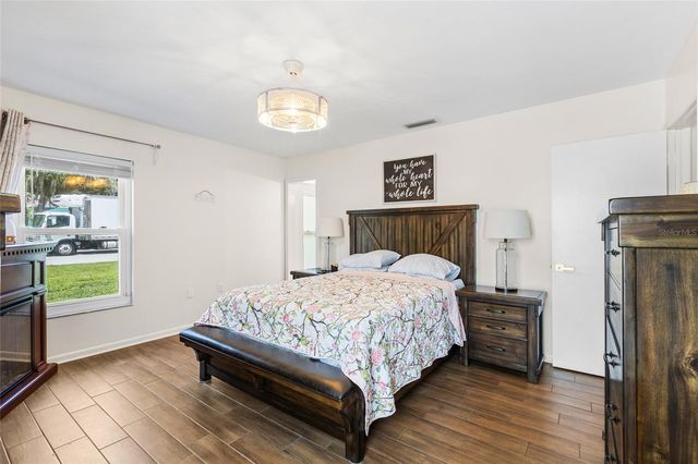1103 RIDGEFIELD DRIVE, Valrico, FL 33594
