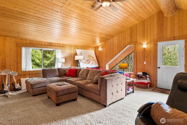 19040 Glacier Rim Dr, Glacier, WA 98244