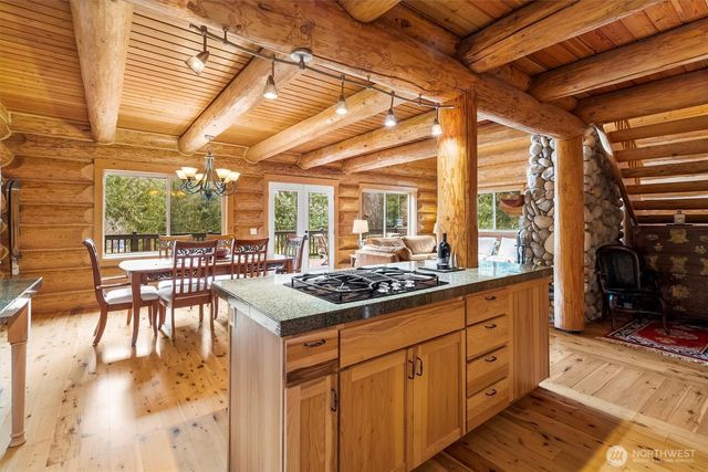 19040 Glacier Rim Dr, Glacier, WA 98244