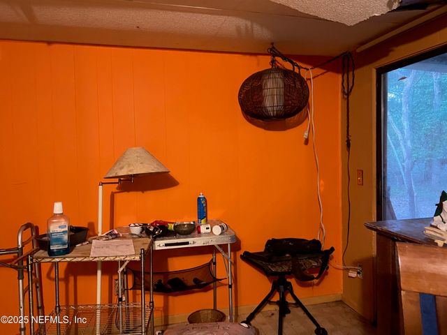 126 WILLOW Lane, Hawthorne, FL 32640