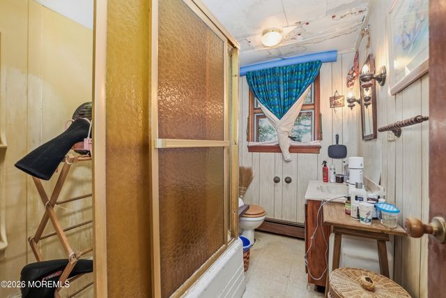 242 Evergreen Drive, Bayville, NJ 08721