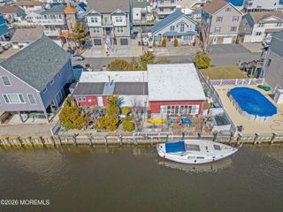 242 Evergreen Drive, Bayville, NJ 08721
