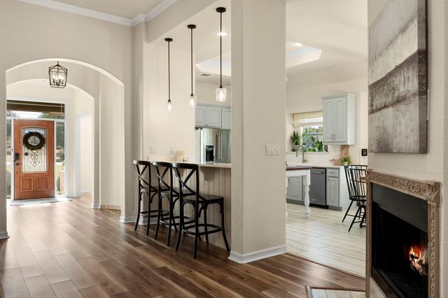 691 Broken Lance DR, Dripping Springs, TX 78620