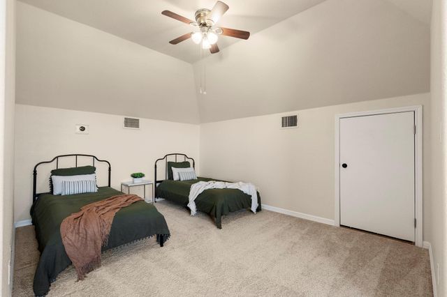 691 Broken Lance DR, Dripping Springs, TX 78620
