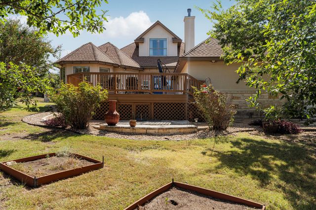 691 Broken Lance DR, Dripping Springs, TX 78620