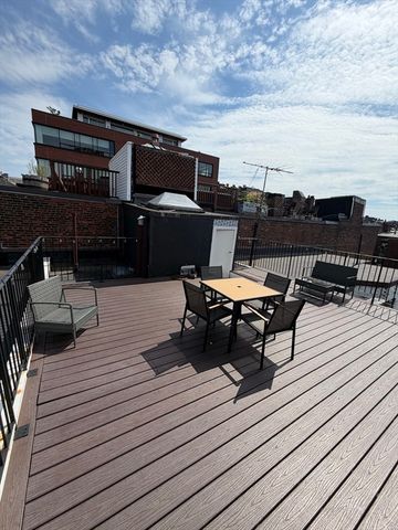 23 Temple Street 6, Boston, MA 02114