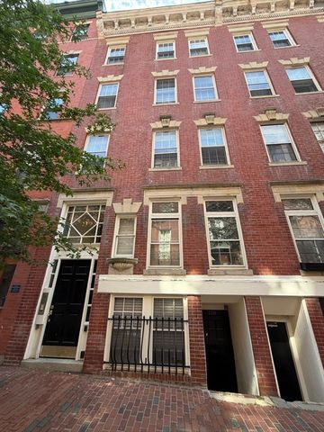 23 Temple Street 6, Boston, MA 02114