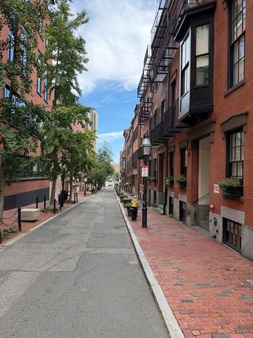 23 Temple Street 6, Boston, MA 02114