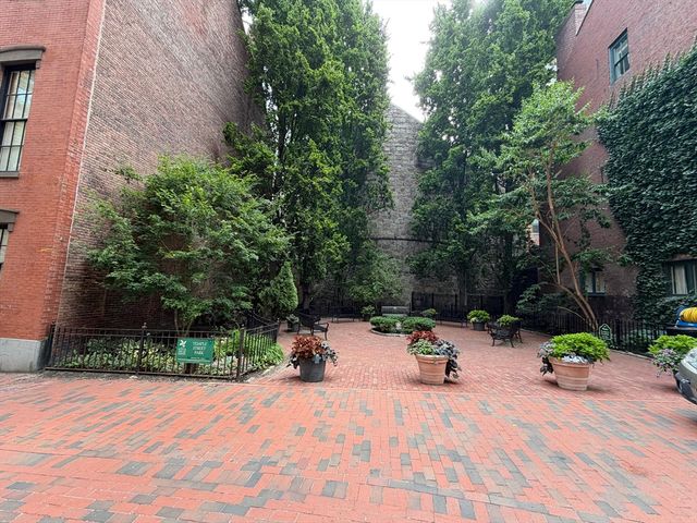 23 Temple Street 6, Boston, MA 02114