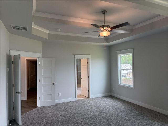 1078 Hawkins Creek Drive, Jefferson, GA 30549