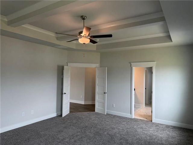 1078 Hawkins Creek Drive, Jefferson, GA 30549