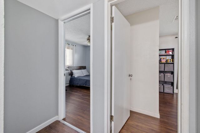 1029 N Gowdy Street, Visalia, CA 93292